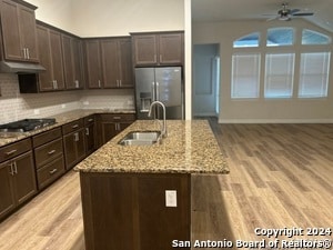 Building Photo - 2052 Stephanie Ave