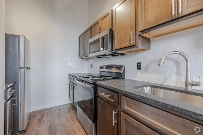 Apt J - Kitchen - 424 Main Street Luxury Apartments
