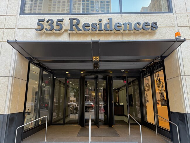 Foto del edificio - 535 N Michigan Ave