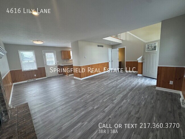 Foto del edificio - 4616 Lily Ln