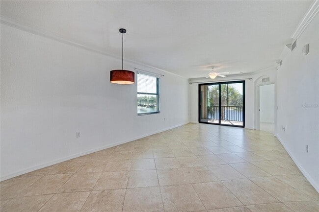 Building Photo - 16804 Vardon Ter