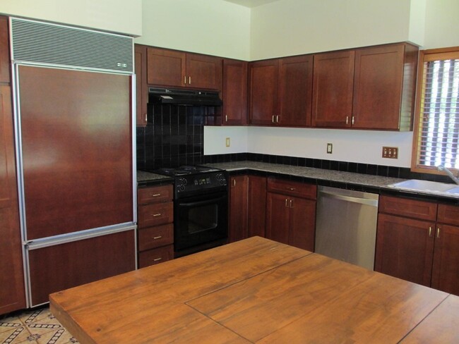 Foto del edificio - *$500 off first full month!* Unique Mt Par...