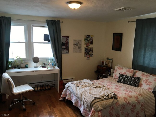 Foto del edificio - 3 br, 1 bath House - 76 Dunboy St
