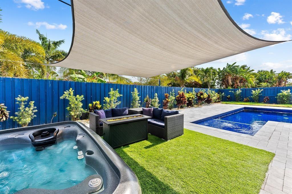 Foto principal - 2176 NE 62nd St