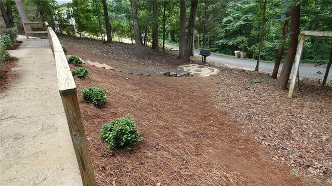 Building Photo - 6610 Overton Cir