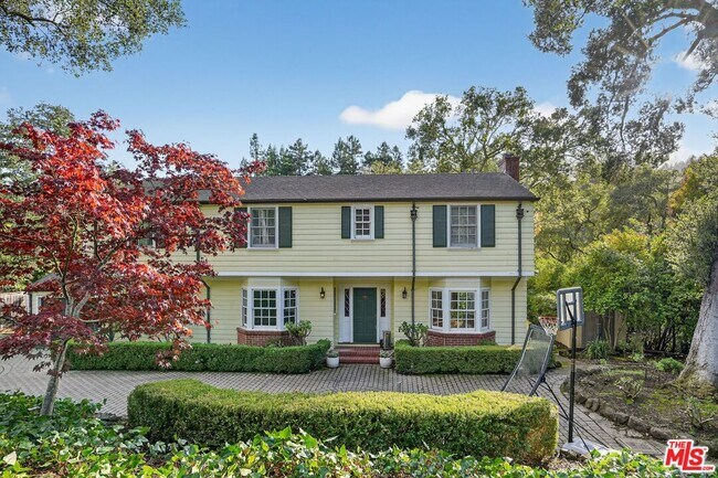 Foto del edificio - 15 N Ridgewood Rd