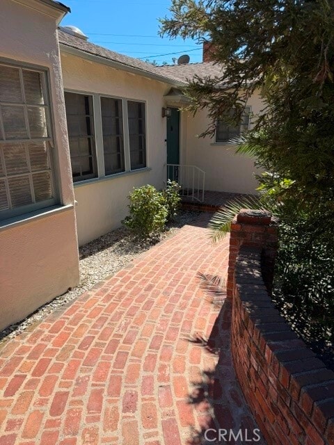 Building Photo - 1824 Oakwood Ave