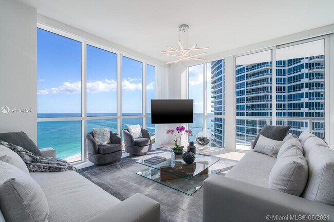 Foto del edificio - 50 South Pointe Dr