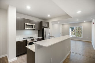 Manor Flats Off Sansom photo'