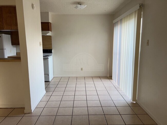 Foto del edificio - 1204 Covey Ln