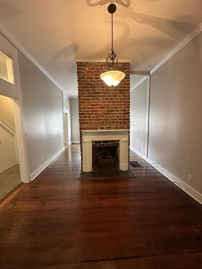 Building Photo - 414 Price St