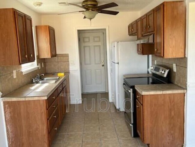 Foto del edificio - 5037 Westview St