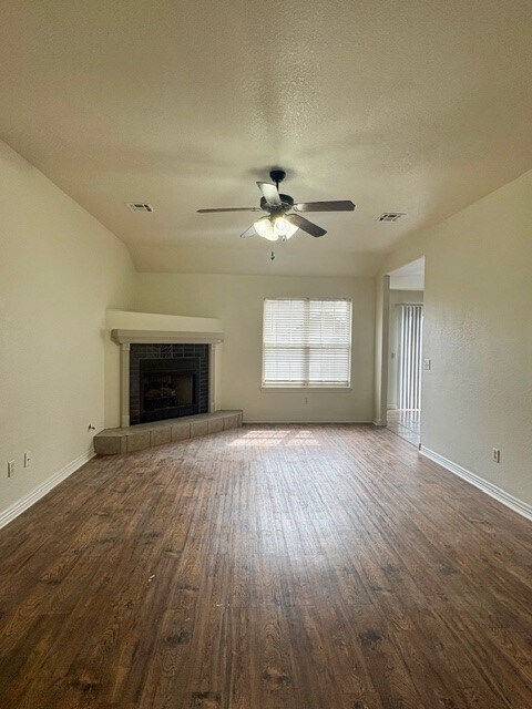 Building Photo - 4057 W Spring House Dr