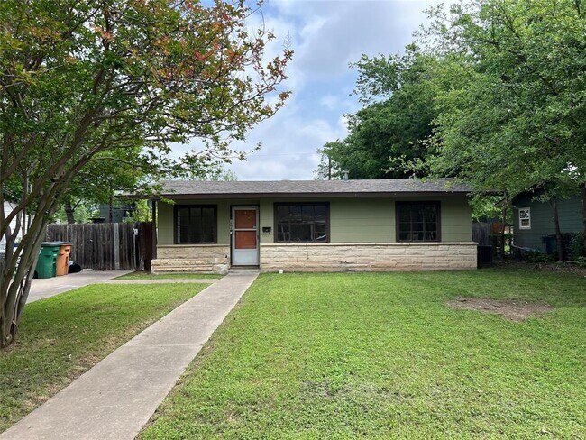 Foto del edificio - 1904 Aggie Ln