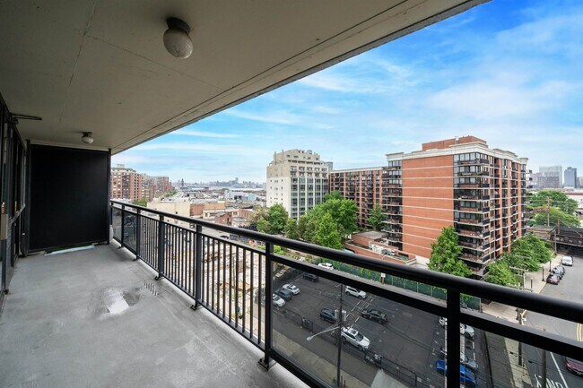 Building Photo - 551 Observer Hwy