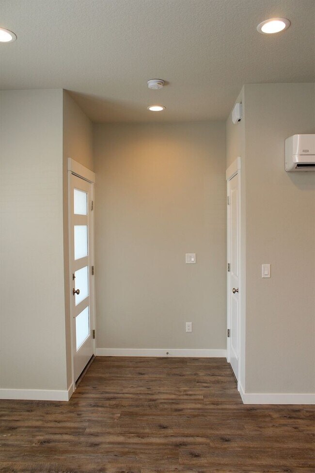 Foto del edificio - Modern Construction 3 Bedroom Townhome at ...