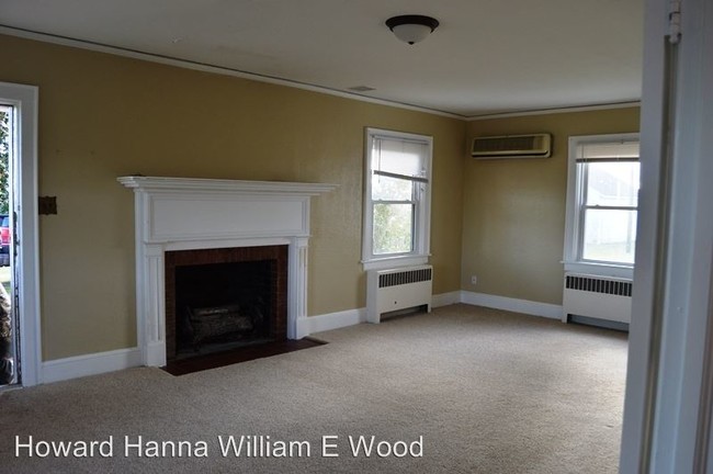 Building Photo - 3 br, 2 bath House - 1055 Shawboro Road