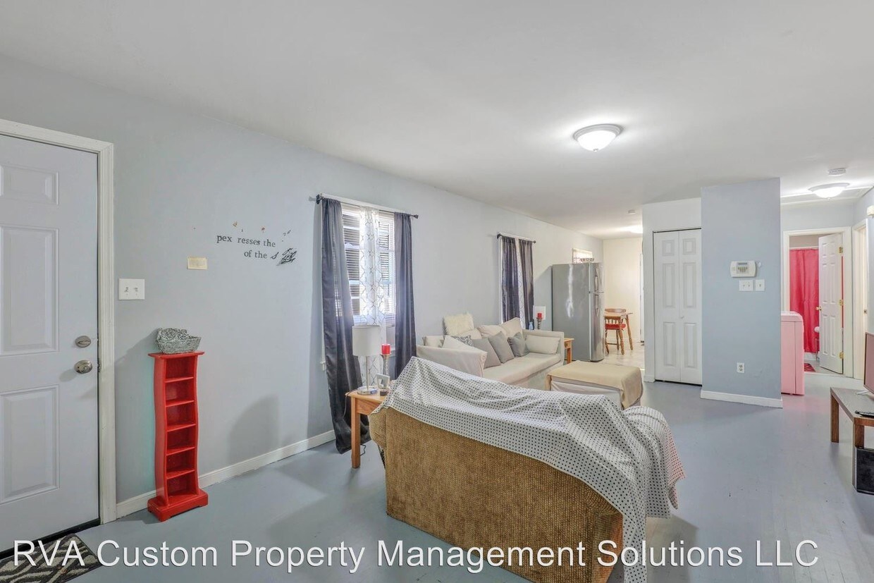 Primary Photo - 1401 Milton St