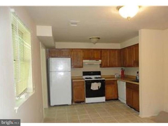 Building Photo - 1151 Woodlane Rd