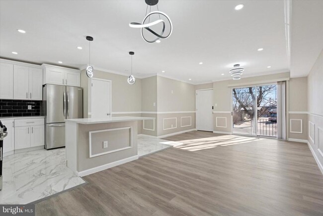 Building Photo - 9174 Frankford Ave