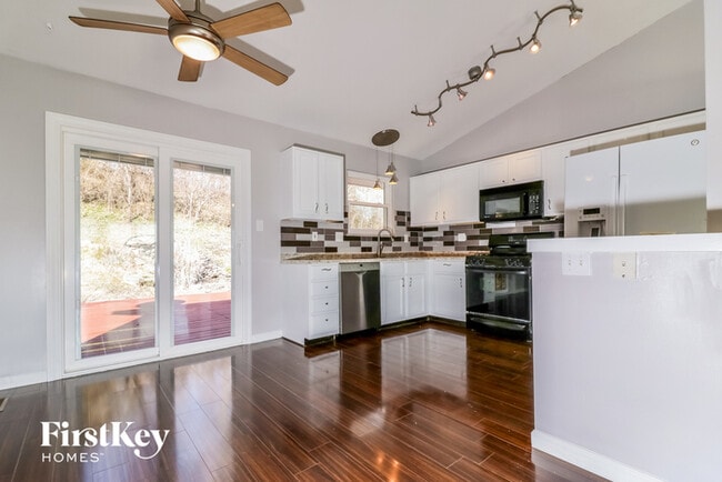 Building Photo - 1265 Fenton Ridge Dr