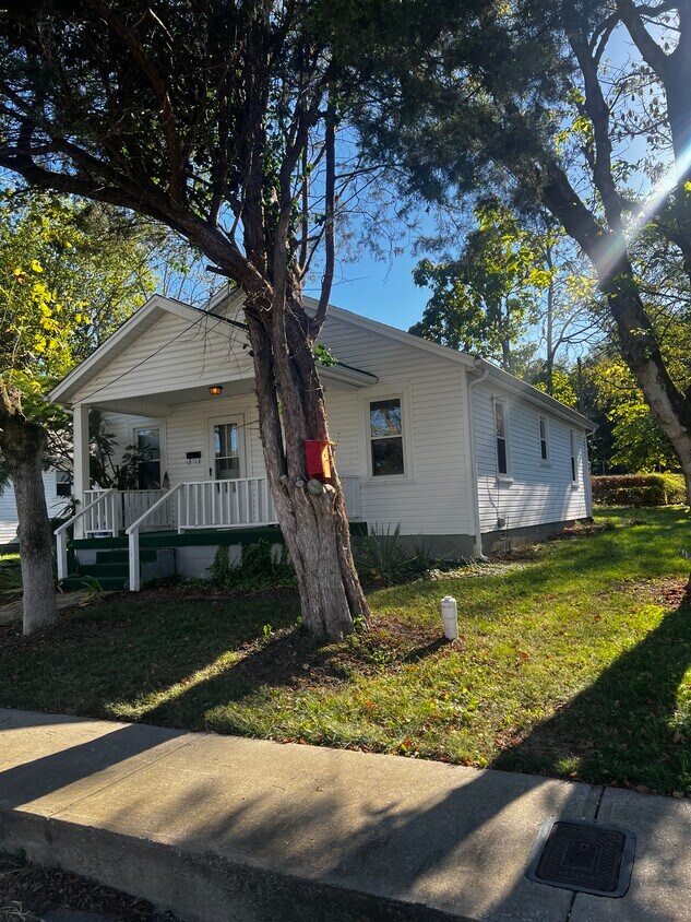 116 W Rickert Ave, Dickson, TN 37055 House Rental in Dickson, TN