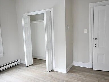 Building Photo - 15 Church Ave