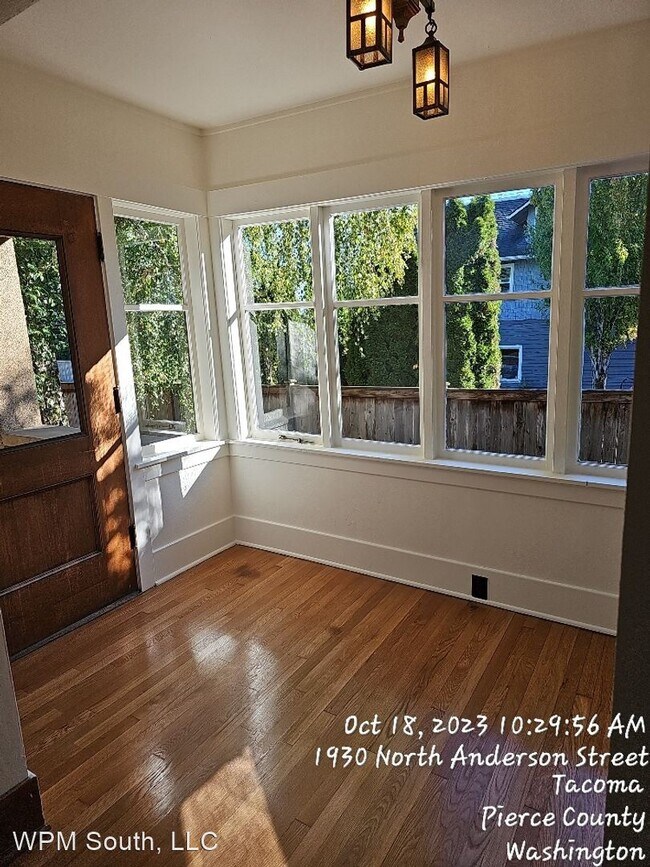 Foto del edificio - 3 br, 3 bath House - 1930 N Anderson Street