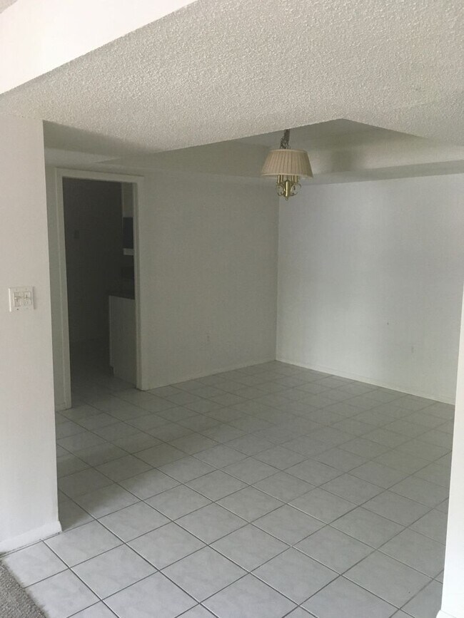 Foto del edificio - Central Orlando ground floor condo in gate...