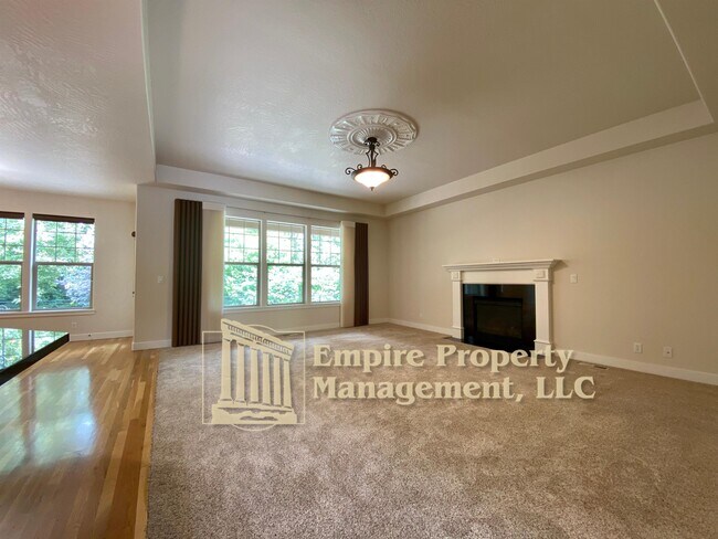 Foto del edificio - 167 Willow Springs Dr