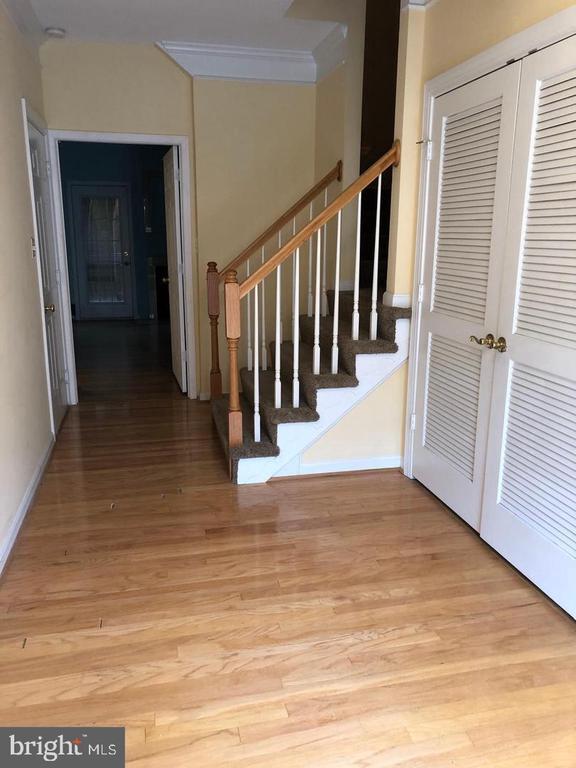 Building Photo - 8077 Sebon Dr