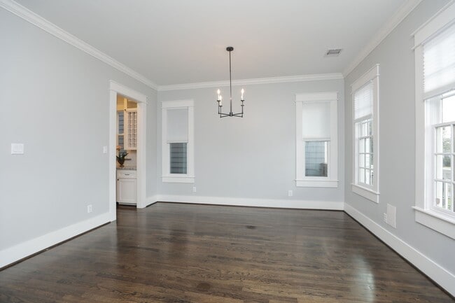 Foto del edificio - 907 E 25th St