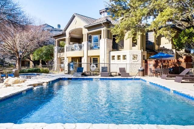 Building Photo - 9601 Ledgestone Terrace