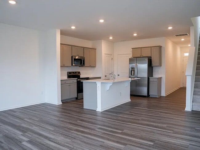 Foto del edificio - 469 Fran Dr