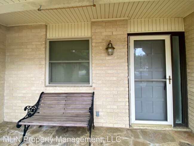 Building Photo - 3 br, 2 bath House - 7010 Forest Way St