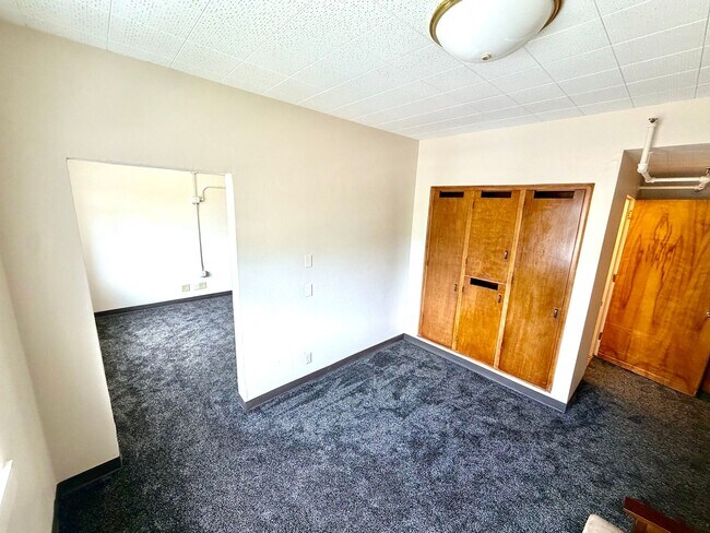 Foto del edificio - Eagle Crest Village Apartments #316: 1bdrm/1bath – All Utilities & Wi-Fi Included!