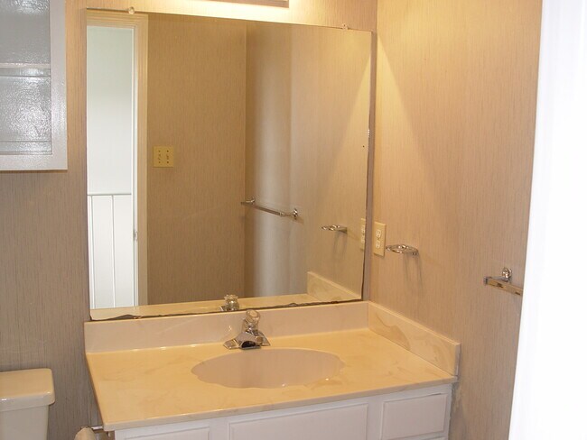 Building Photo - 13906 Mingo Cay Ct