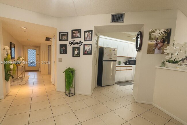 Foto del edificio - 12500 SW 5th Ct