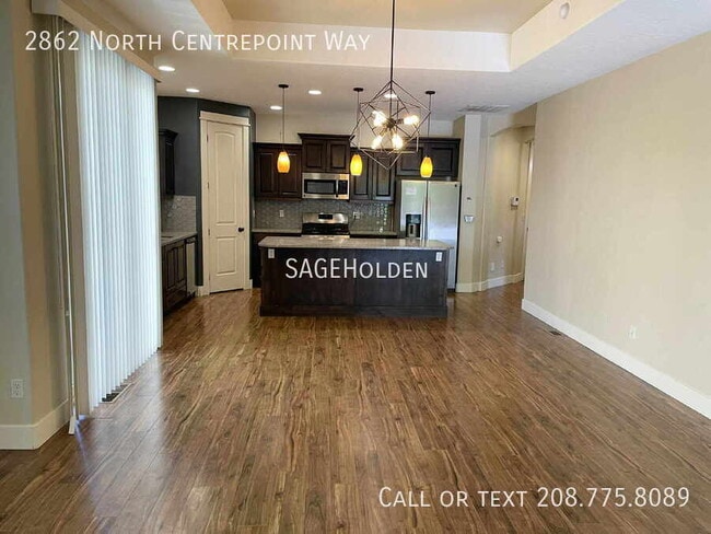 Building Photo - 2862 N Centrepoint Way