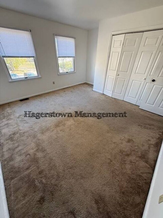 Foto del edificio - 518 S Cannon Ave