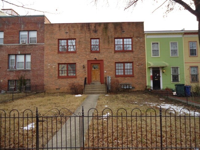 Foto del edificio - 1641 New Jersey Ave NW