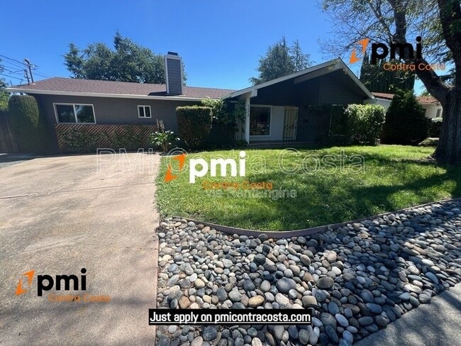 Building Photo - 1173 Las Juntas Way