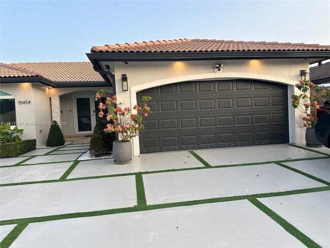 Building Photo - 15454 SW 170th Terrace