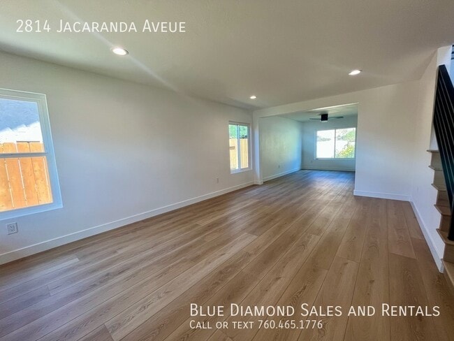 Building Photo - 2814 Jacaranda Ave