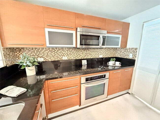 Foto del edificio - 253 NE 2nd St