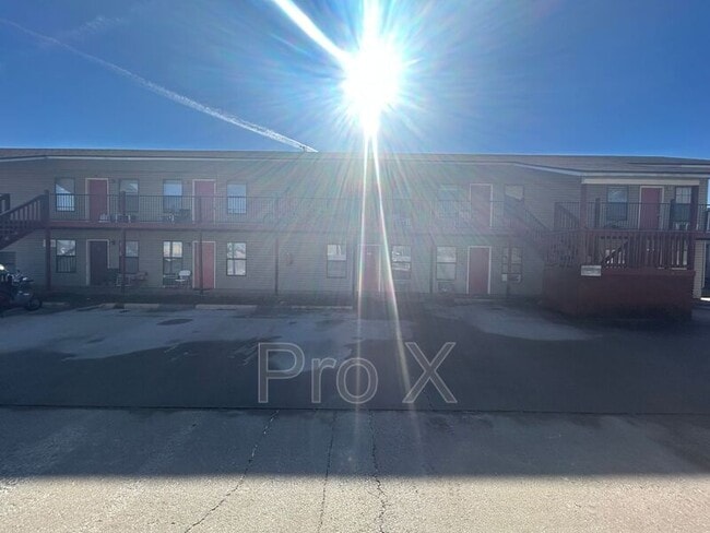 Photo - 1706 S Powell St Apartment