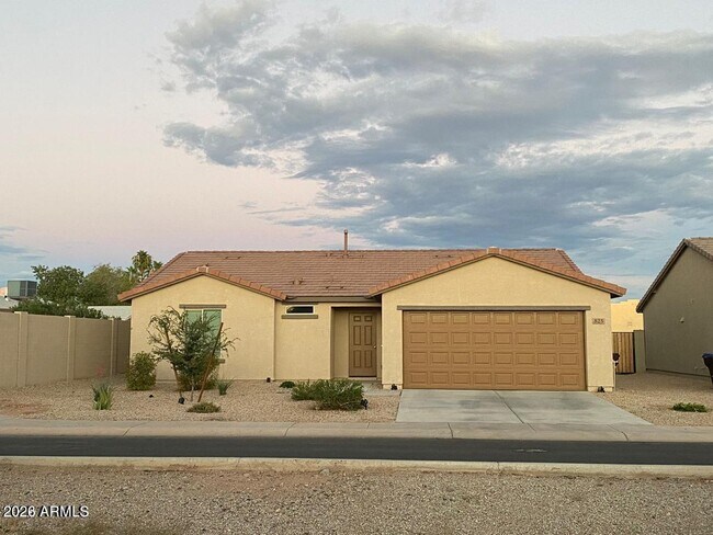 Foto del edificio - 825 Country Village Ln