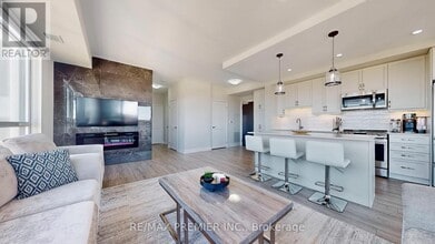 Building Photo - 15 Lynch St