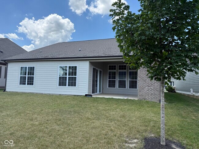 Building Photo - 15545 Marsden Dr