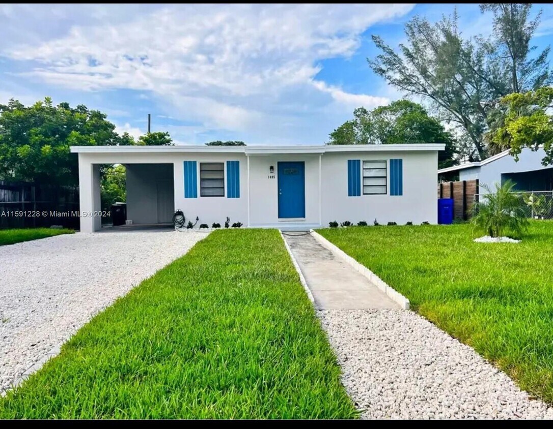 Primary Photo - 1405 NW 12th St
